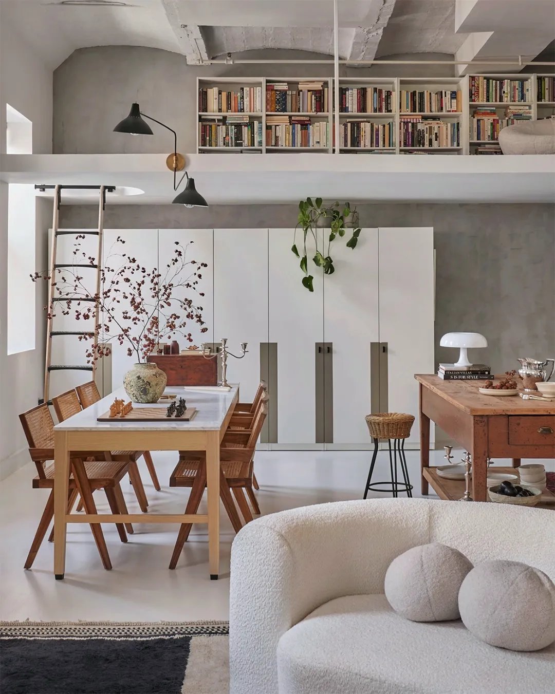 Living room with mezzanine