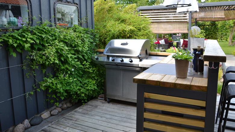 Eco-friendly, sustainable outdoor kitchen