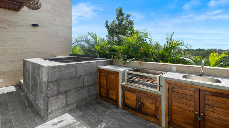 Outdoor kitchen with tropical views