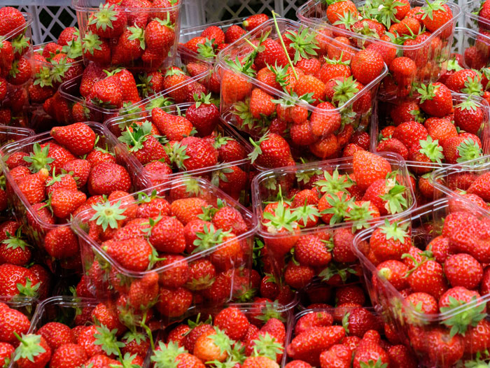 Researchers at Chungnam National University are developing an edible biofilm to extend the shelf life of fruits