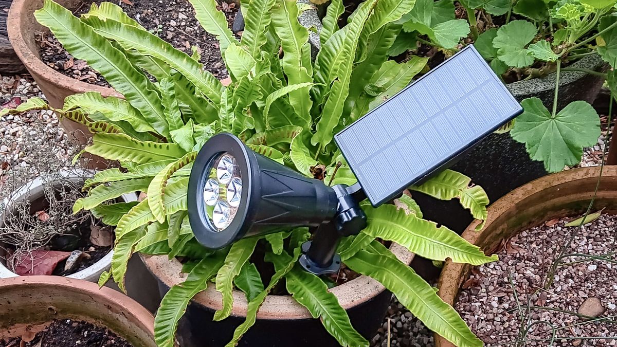 T-Sun Led Solar Spotlight Review