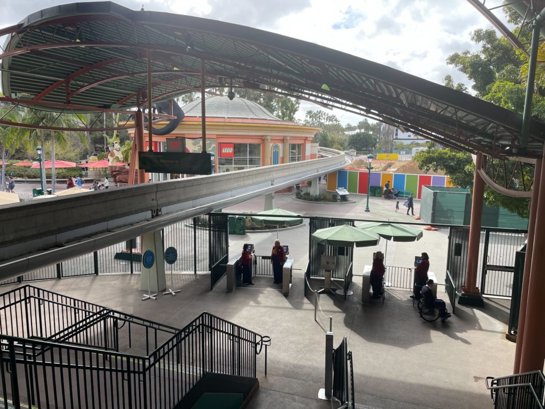 Video: Renovated in downtown Disney, which is now open while Monorail returns to the service