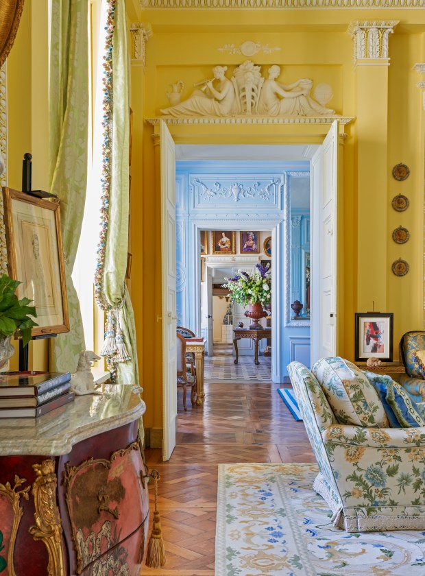 Timothy Corrigans Loire Valley Chateau illustrates his philosophy of “Europeans ...