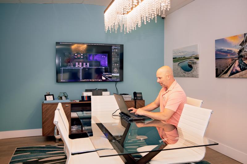 Ashton Pools from Design founder deserves elite certification