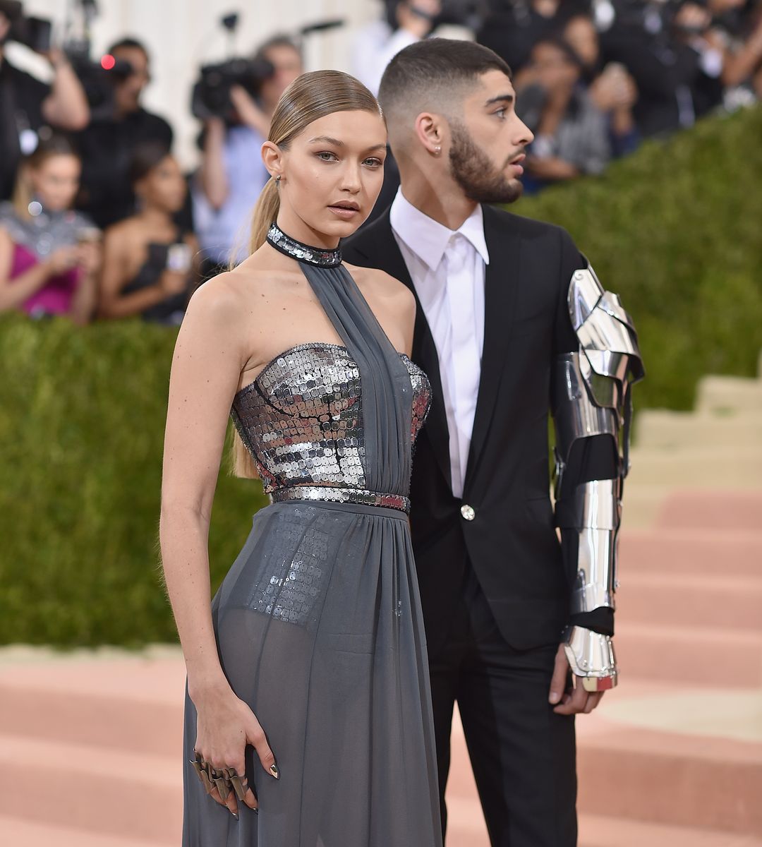 MET GALA NAGELDESIGS: Gigi Hadid
