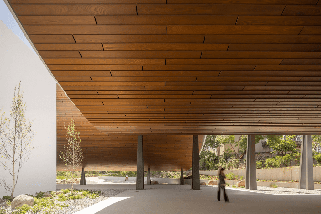 Thermally modified wood: A natural material for contemporary architecture with high performance