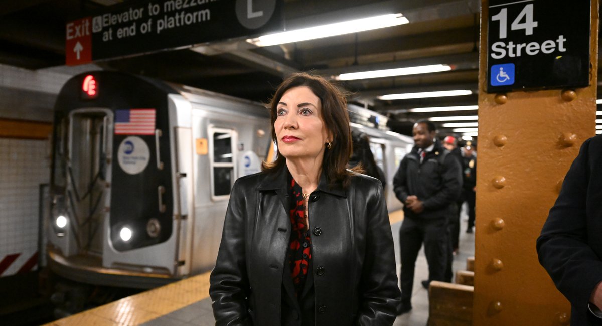 Mayor candidates renew the demands for NYC to take control of his U -Bahn system