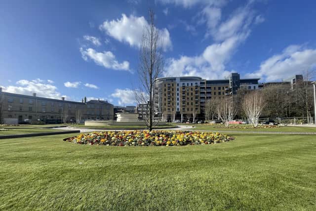 Queens Gardens Update: Rose Bowl Fountain