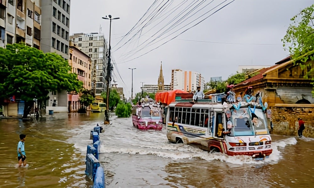 Adaptation of the China's sponge city model to Karachi: challenges and possibilities for the resistance of urban floods