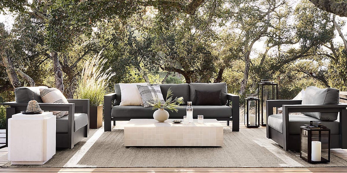 5 best luxurious outdoor furniture sales to shop as soon as possible for your dream terrace