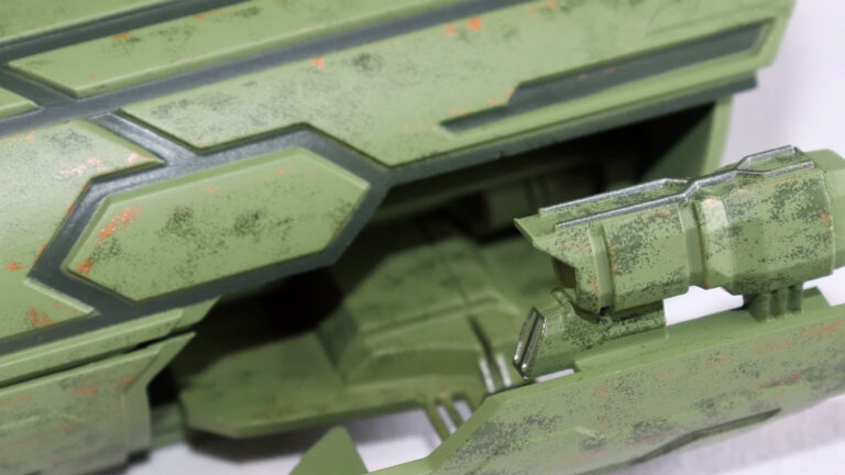 Close up of the puddle jumper model