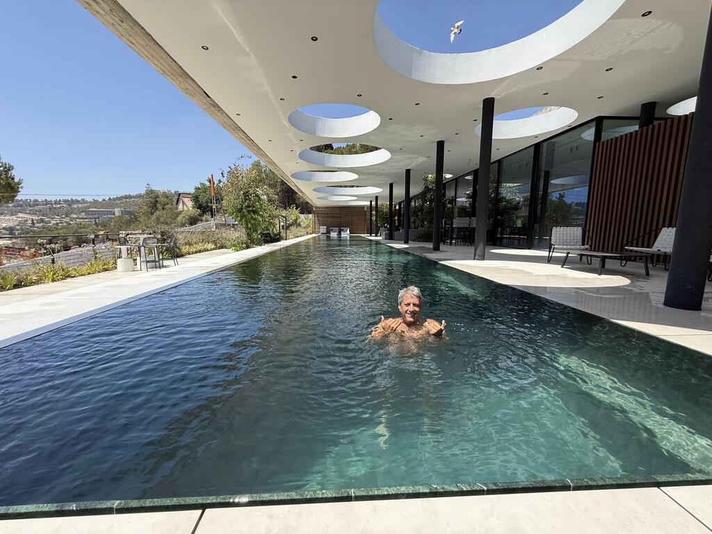 A pool designed by Danny Israelowitz