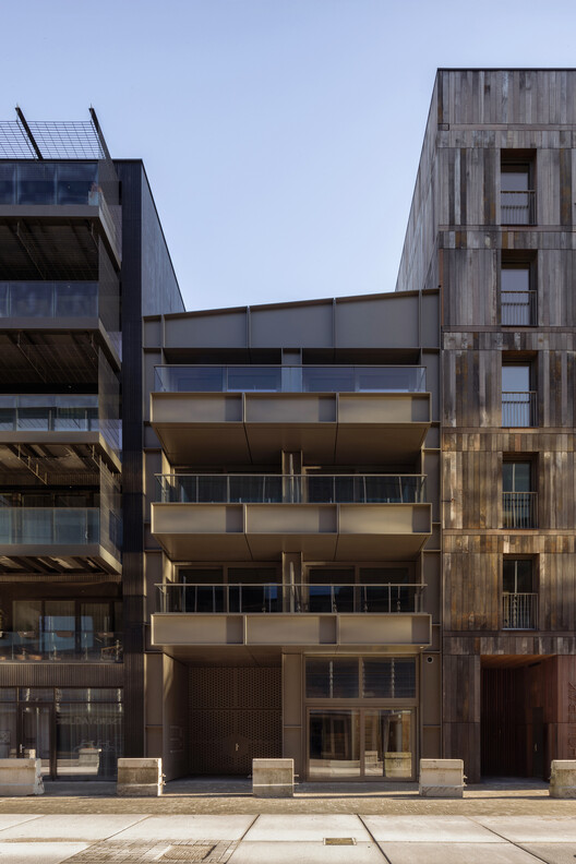 Houtrak Apartments / Workshop Architects + Marcel Lok Architect - Outdoor photography, concrete, balcony