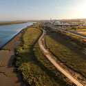 Loures Riverfront / Topiari's landscape architecture - Image 5 of 33