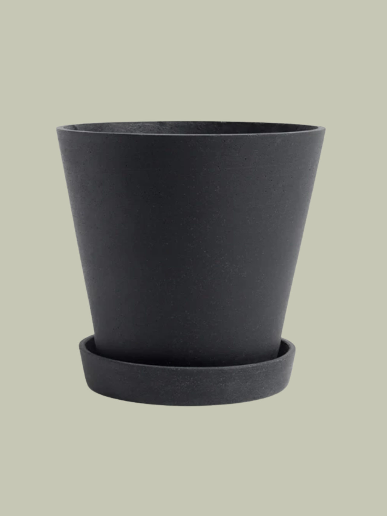 Holloways from Ludlow, hay flower pot with saucer