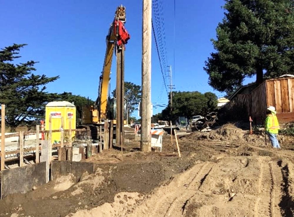 All -day delay in DEL REY OAKS due to PG & E service program solved -Monterey Herald