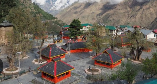 Chaurasi Temple Holy Kufri -Pond water, which is not suitable for human consumption, pilgrims after manimahesh are warned