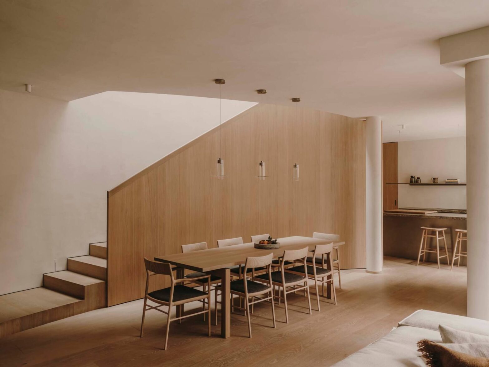 Holz Raulsch creates a withdrawal and an ODE of woodworking