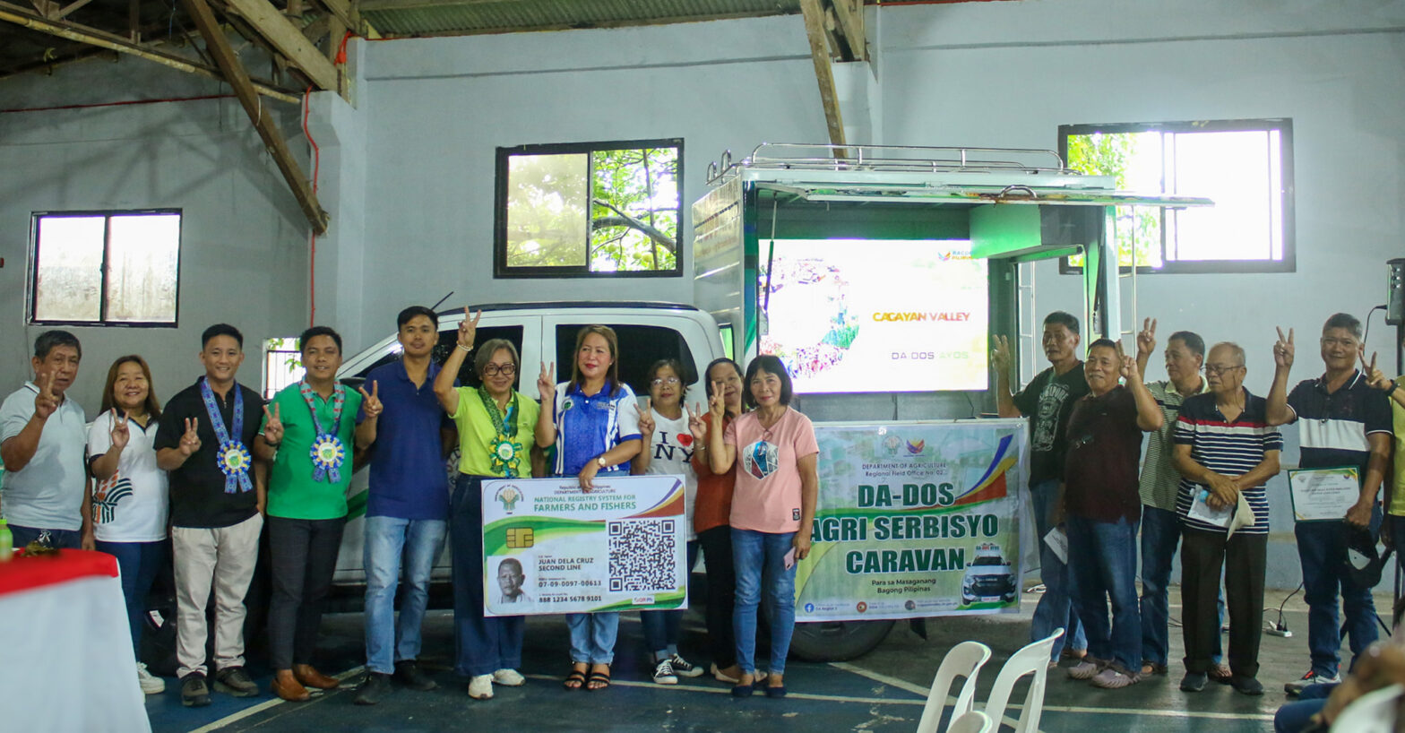 Isabela farmers receive solar-powered irrigation systems