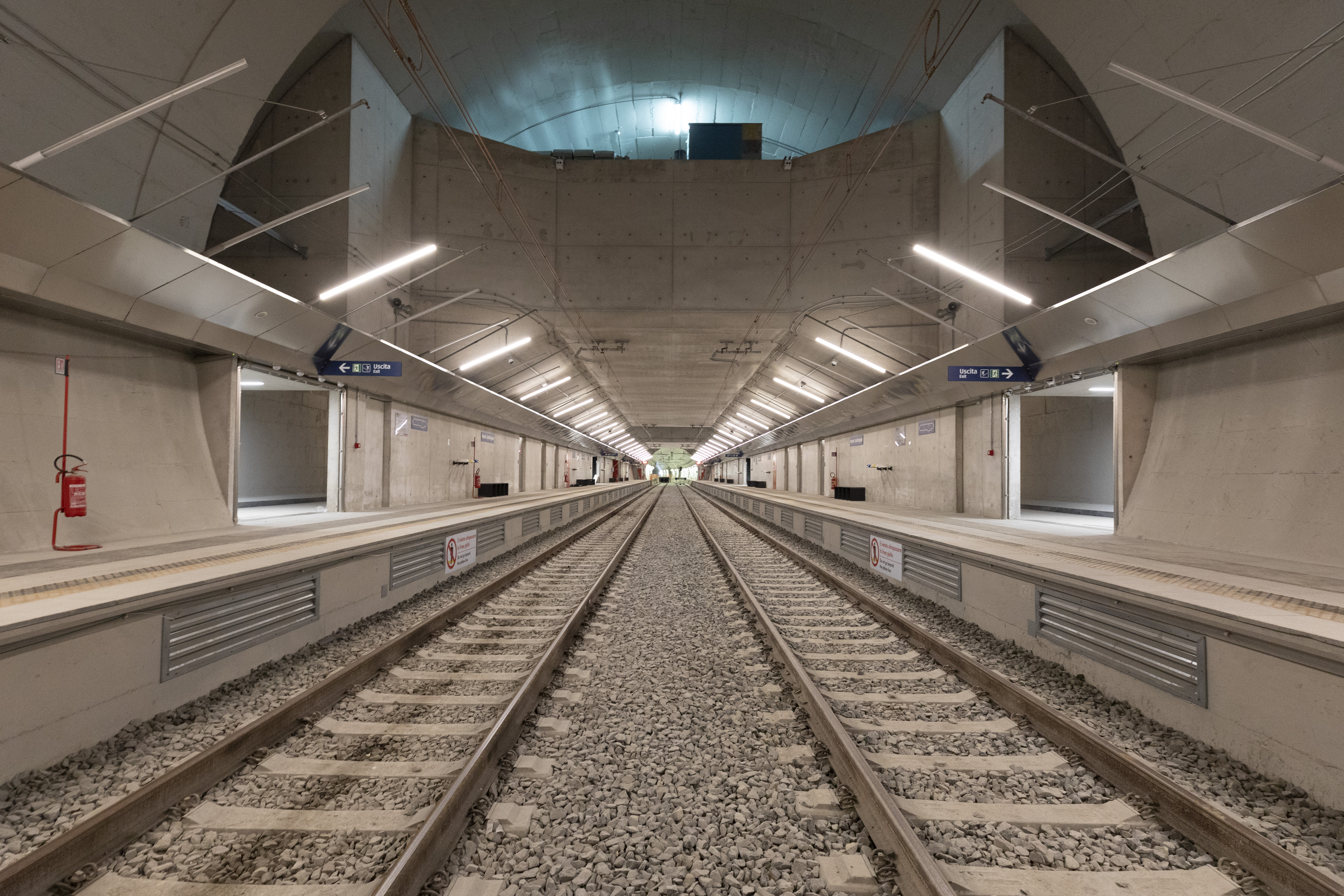 Anish Kapoors input from Naples Station