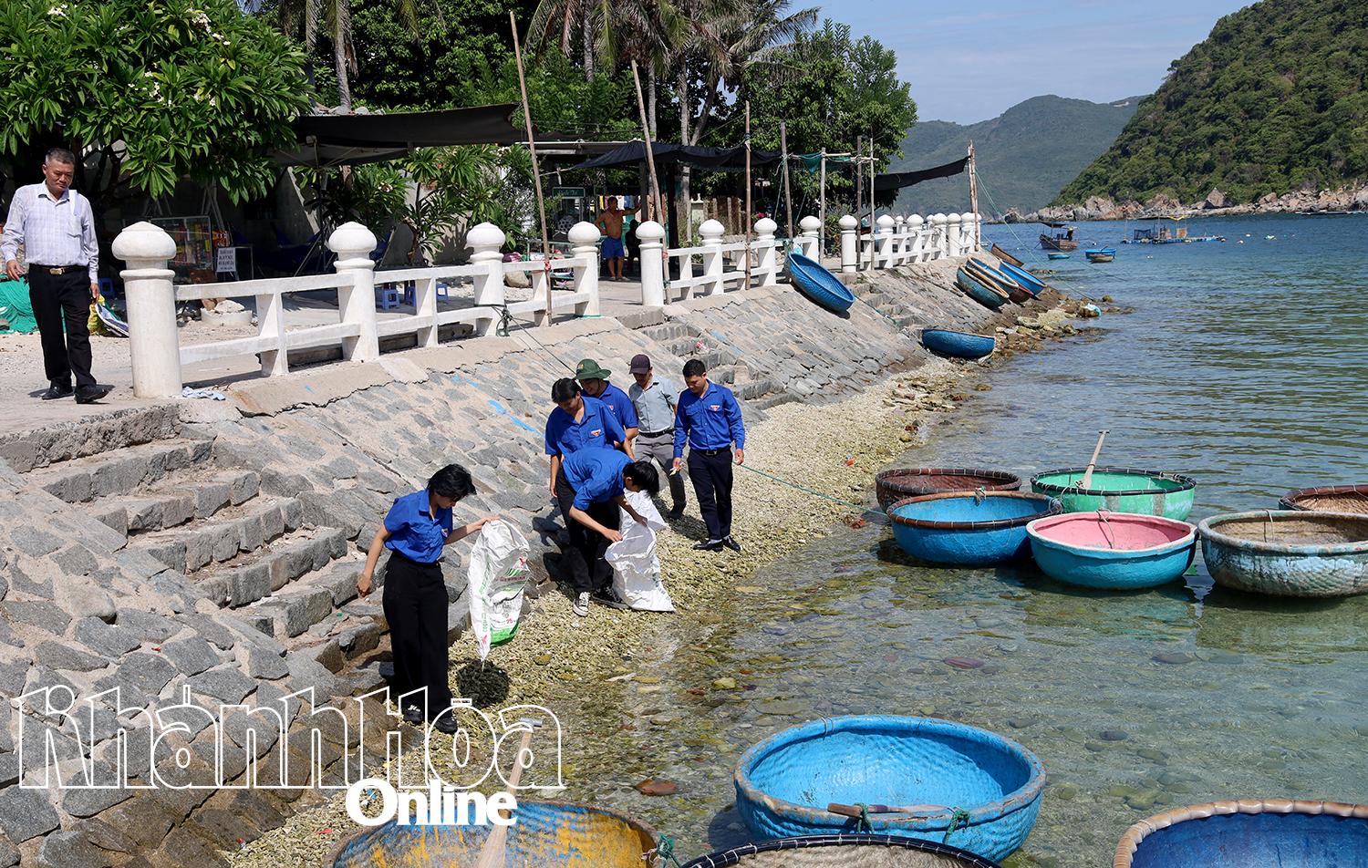 Bich Dam Beach Village becomes greener