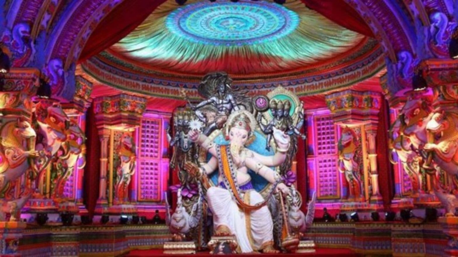 Surat prepares 21 artificial ponds; In order to use police officers, cranes to secure Ganesh -idolen | Ahmedabad News