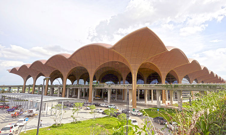 The international airport of 1.5 billion US dollars opens today and changes the Aviation landscape of Cambodia