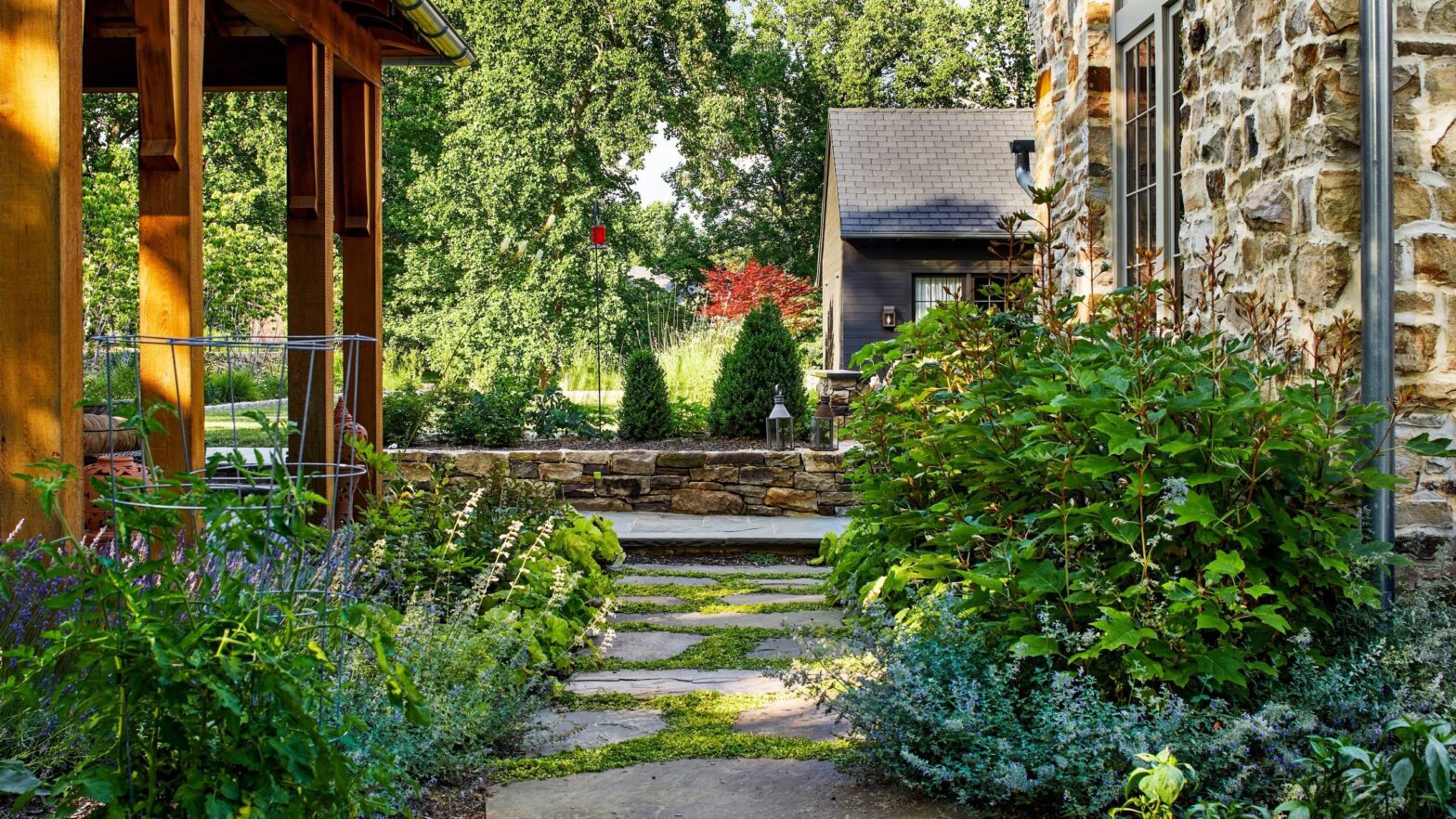 How to prevent a slippery garden path - 6 easy ways