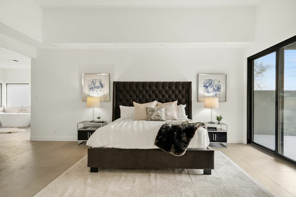 Luxury living in Desert Mountain in stunning Scottsdale