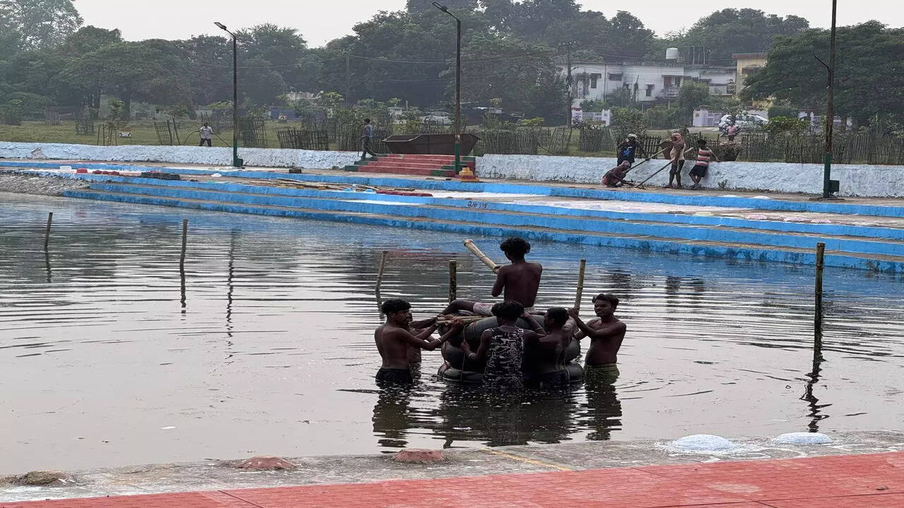Bokaro district prepares for safe Chhath celebrations with barricades and crowd control