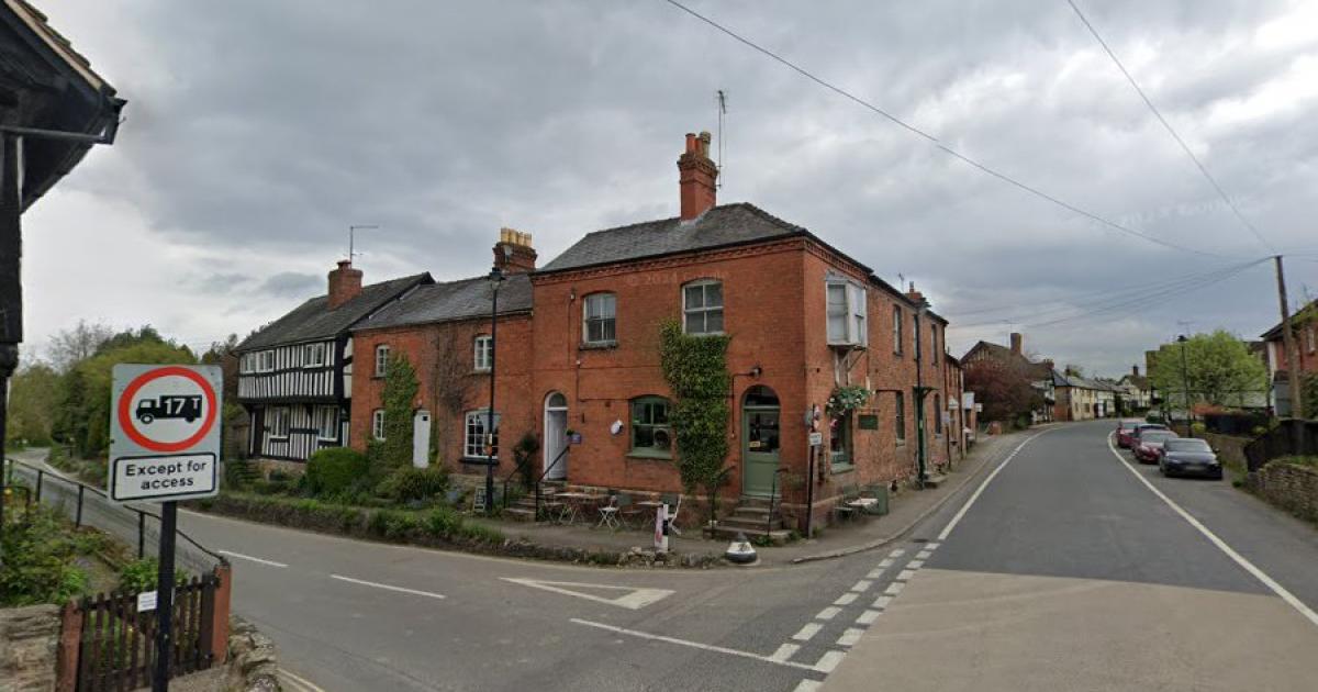 Three apartments are to be built in Pembridge in the nature reserve