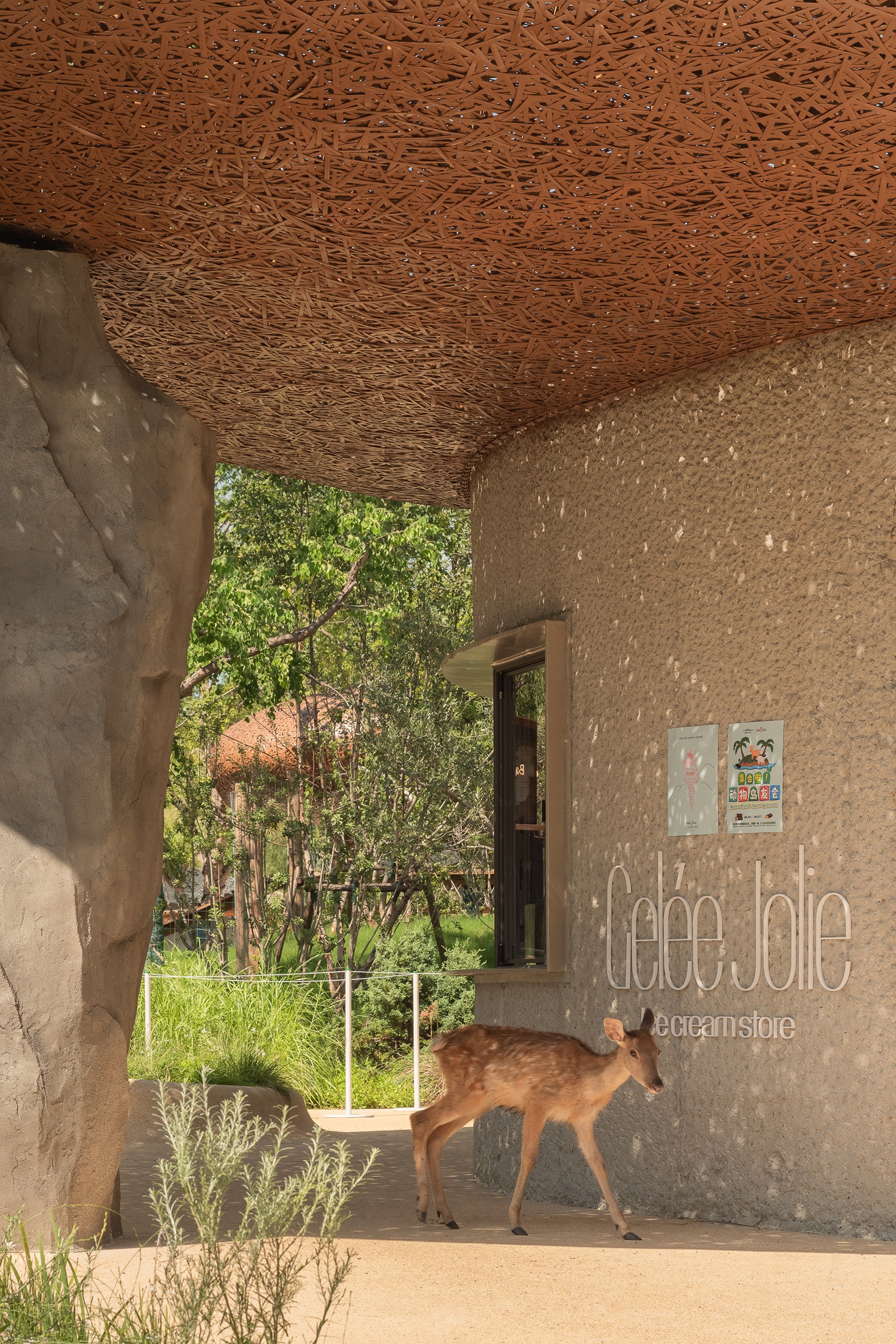 LuxeIsland Farm from various associates. Photo by SFAP.