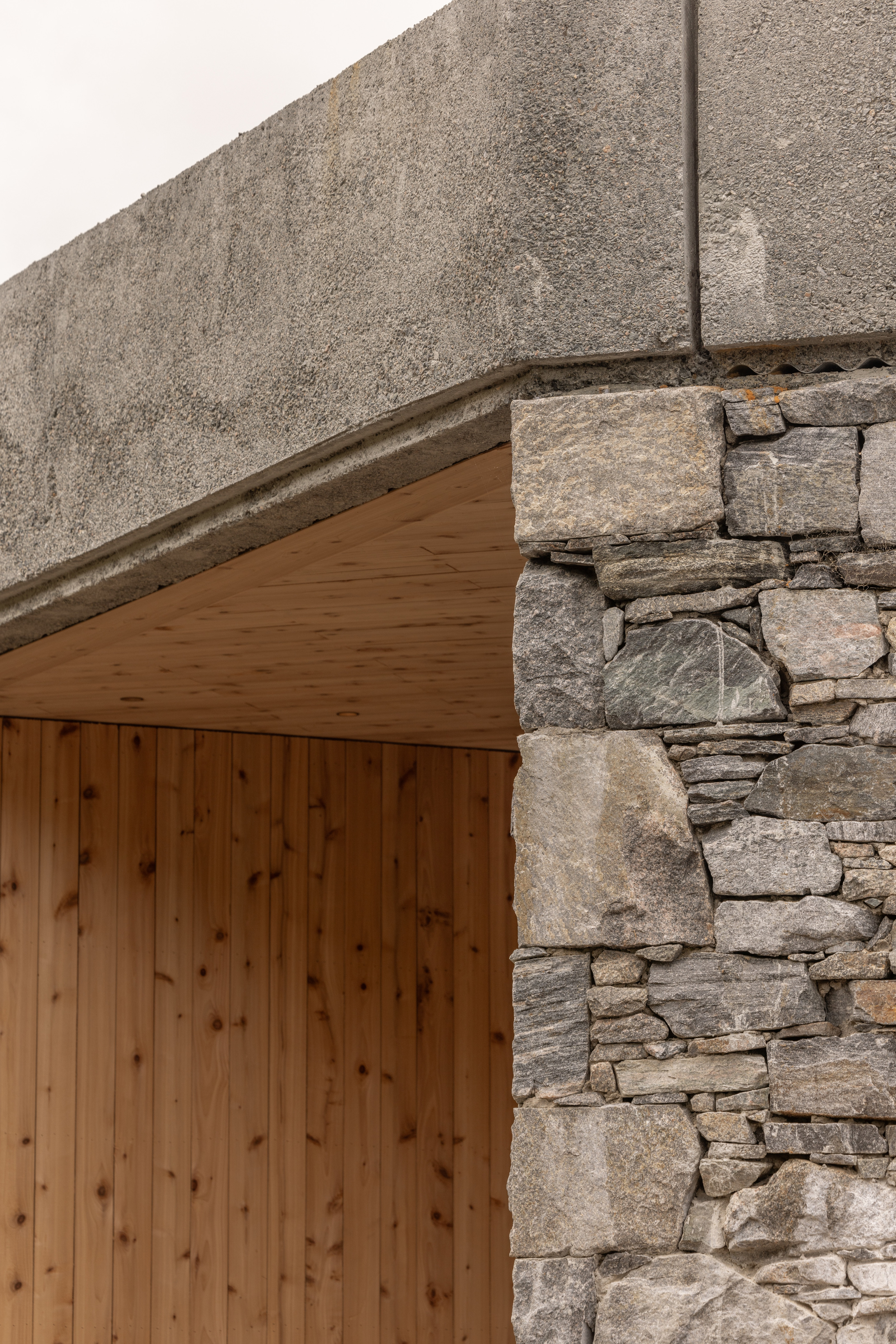 Detail of the stone-clad walls, Caochan na Craige by Izat Arundell