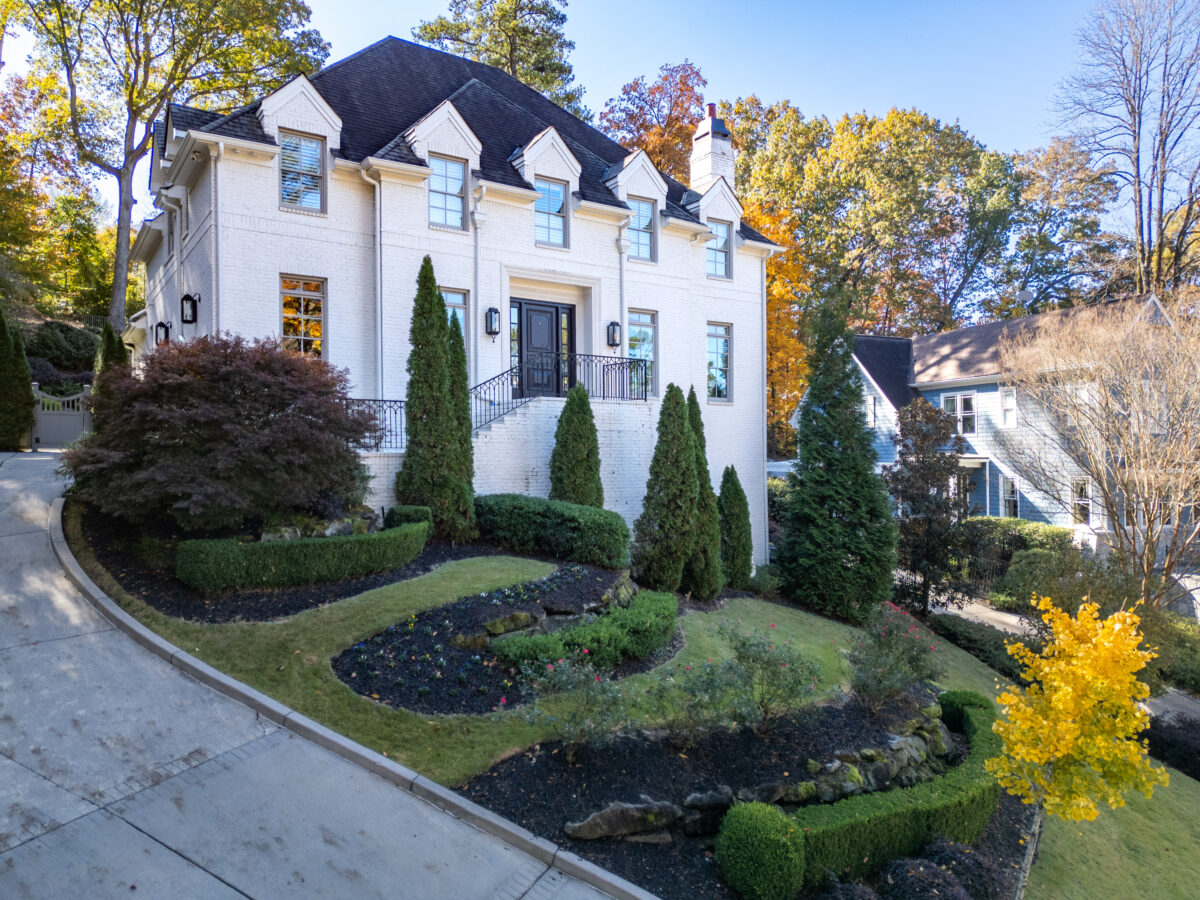 The backyard you've always dreamed of - and the neighborhood to match