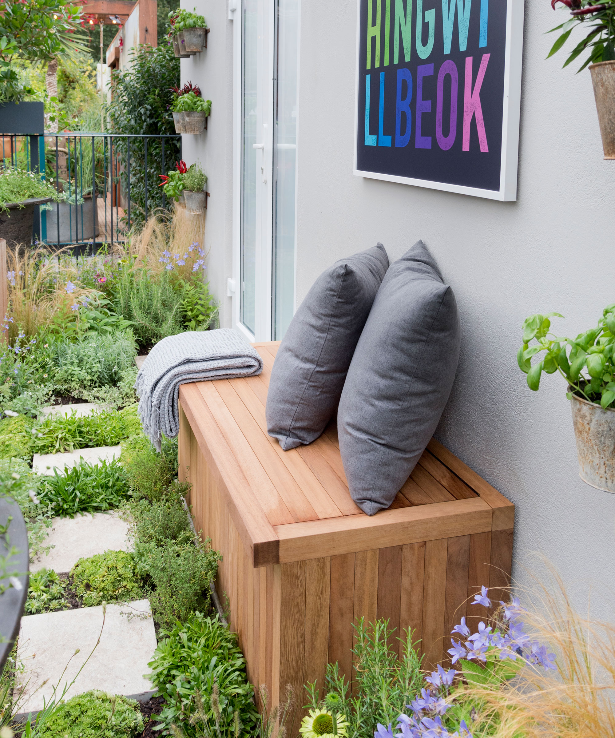 Built-in wooden bench on a balcony