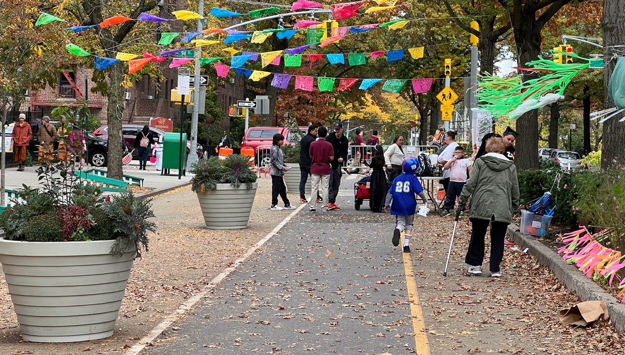“Gold Standard” Open Street has two paths to becoming the true “Paseo Park.”
