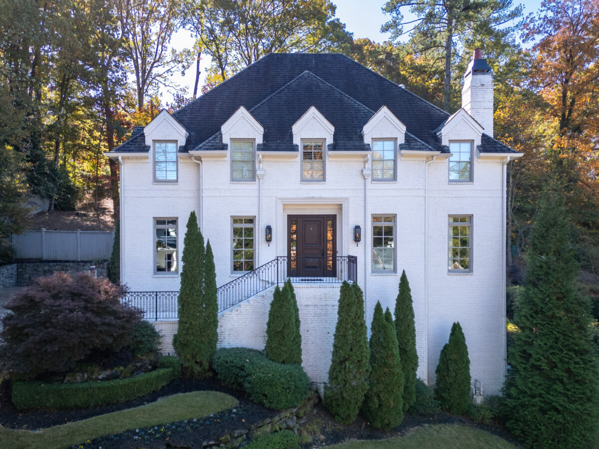 The backyard you've always dreamed of - and the neighborhood to match