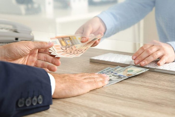 Construction of sidewalks in Ksamil and side fences, as well as roads where interventions will be made